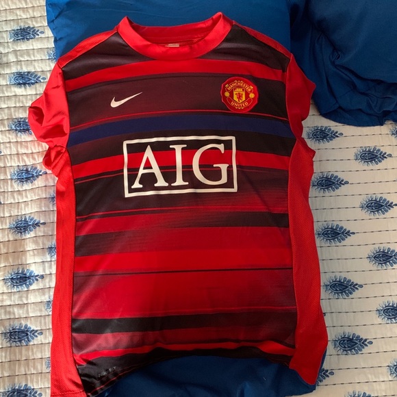 Nike Manchester United Jersey - Picture 1 of 6